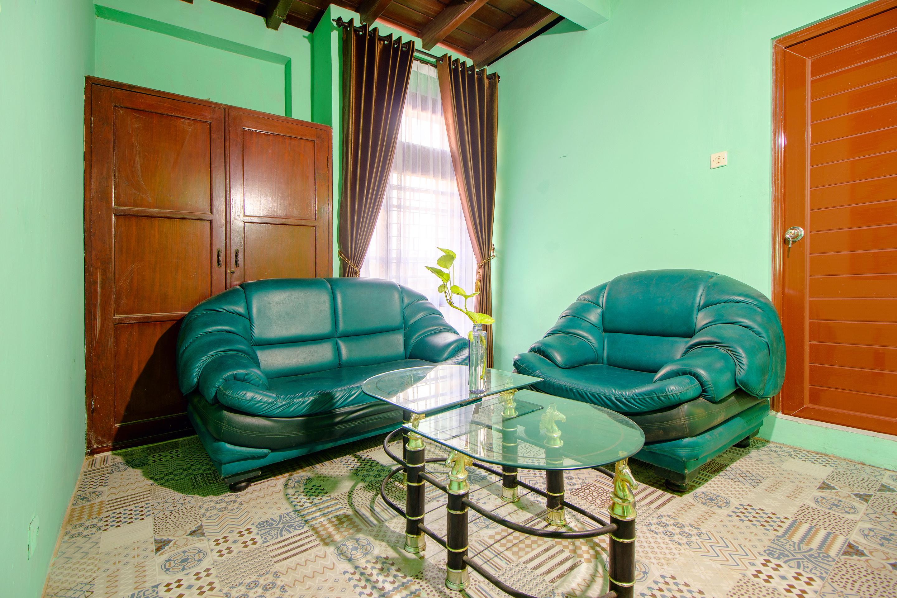 Spot On 2107 Ijo Pupus Syariah Residence Baturetno Exterior photo